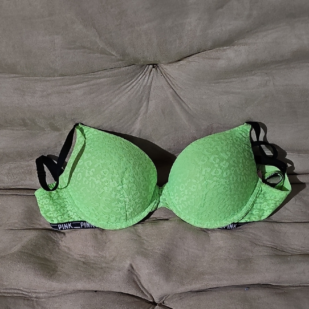 PINK Victoria's Secret Green Padded Bra